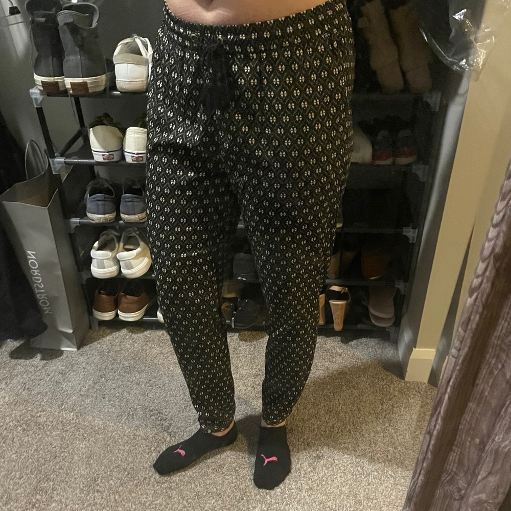 Black Patterned Satin Joggers - Stradivarius - Picture 6 of 6